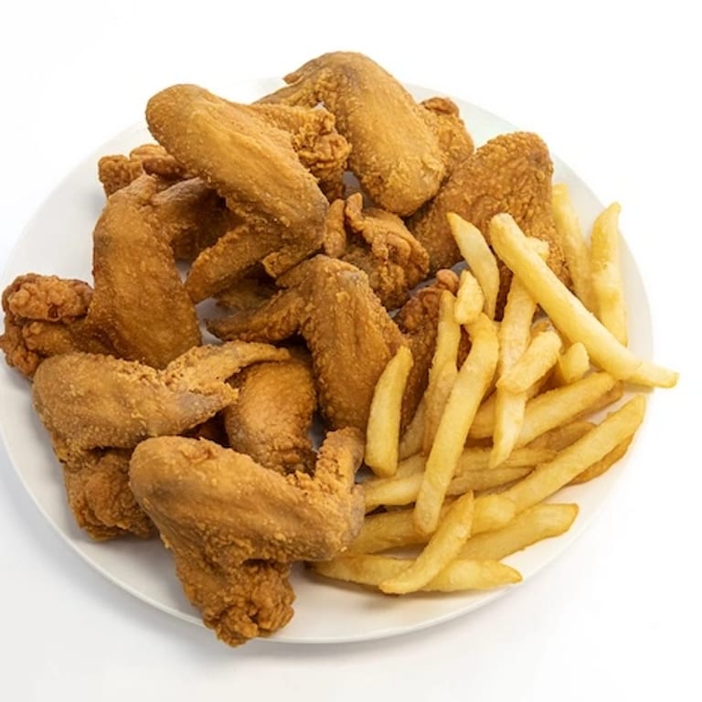 Savor Our Lunch Offerings
