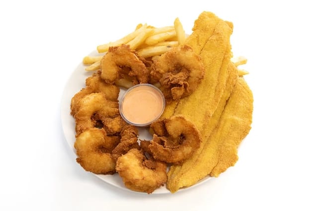 Combo #21 - 6 Jumbo Shrimp & 2 Tilapia or 2 Catfish.