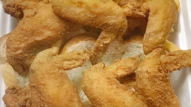 4 Wing Dinner.